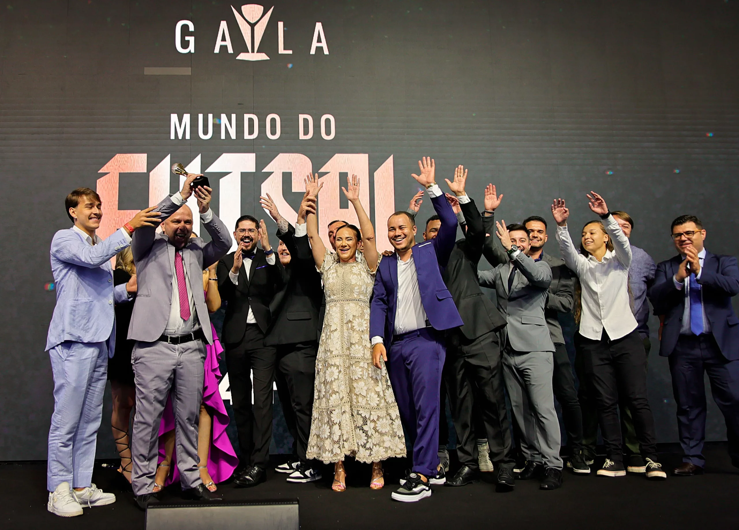 Gala Mundo do Futsal Decathlon premia os melhores do ano Pito é eleito melhor do mundo