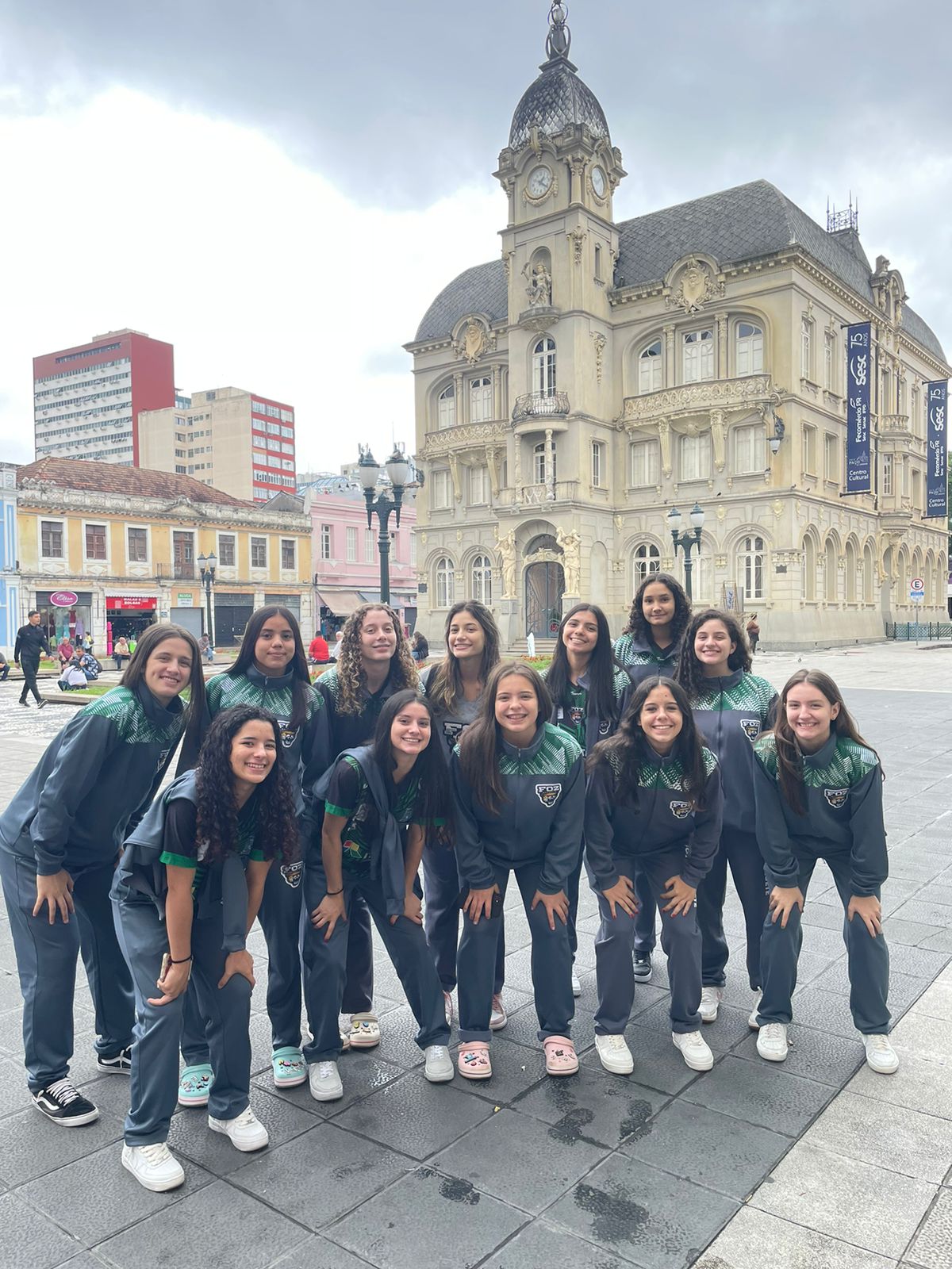 Equipe de basquete de Foz participa de CBI Sub 17 feminino em Curitiba