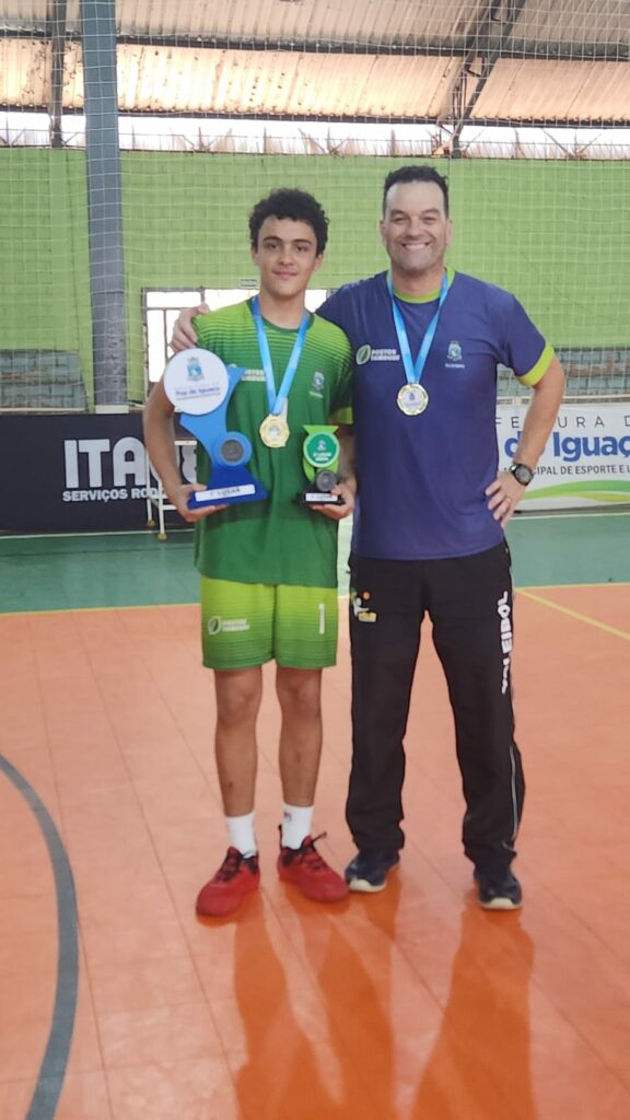 Vôlei: atletas de Foz do Iguaçu são convocados para a seleção paranaense