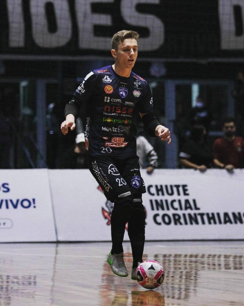 Foz Cataratas renova com 9 jogadores