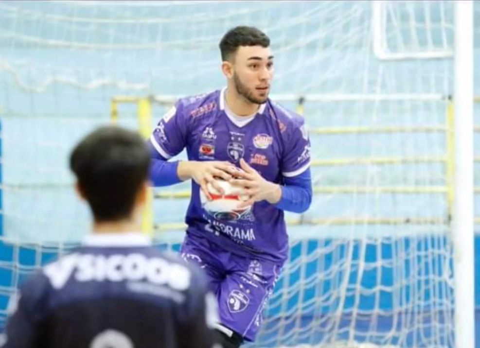 Foz Cataratas renova com 9 jogadores