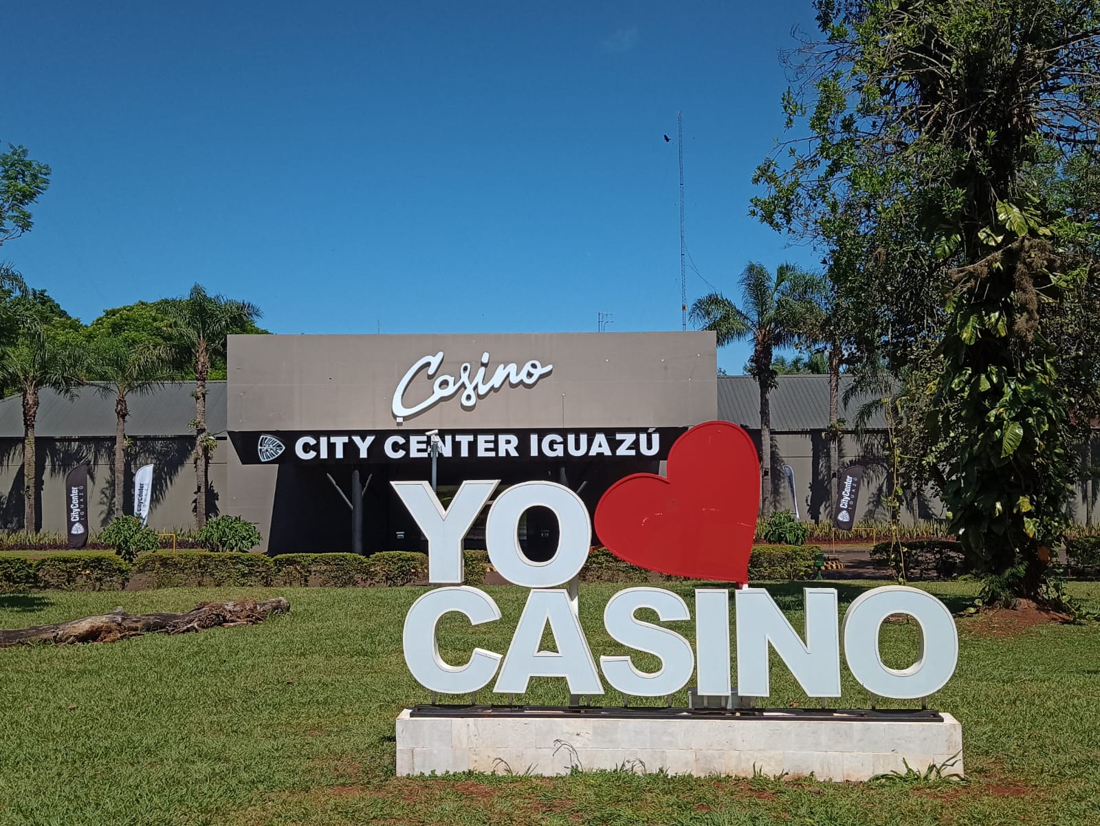 City Center Iguazú: entretenimento e torneios de poker em Puerto Iguazú