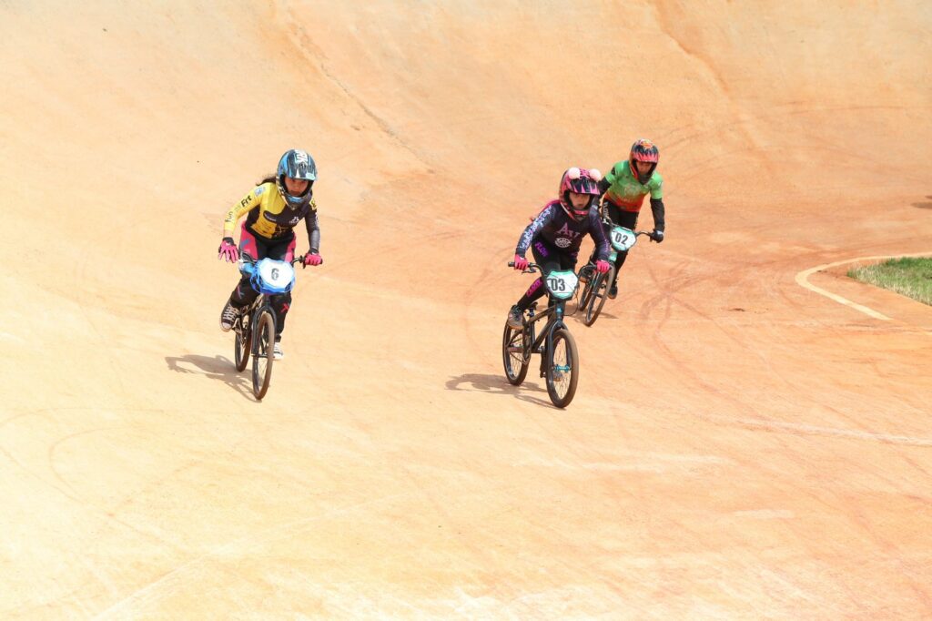Foz do Iguaçu tem participação marcante no Campeonato Paranaense de Bicicross