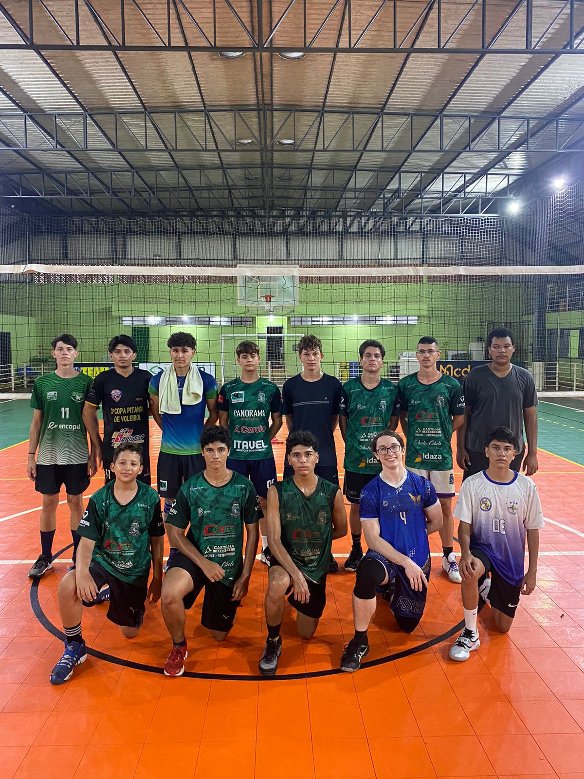 Vôlei: equipe sub-19 do Foz participa de Campeonato Paranaense