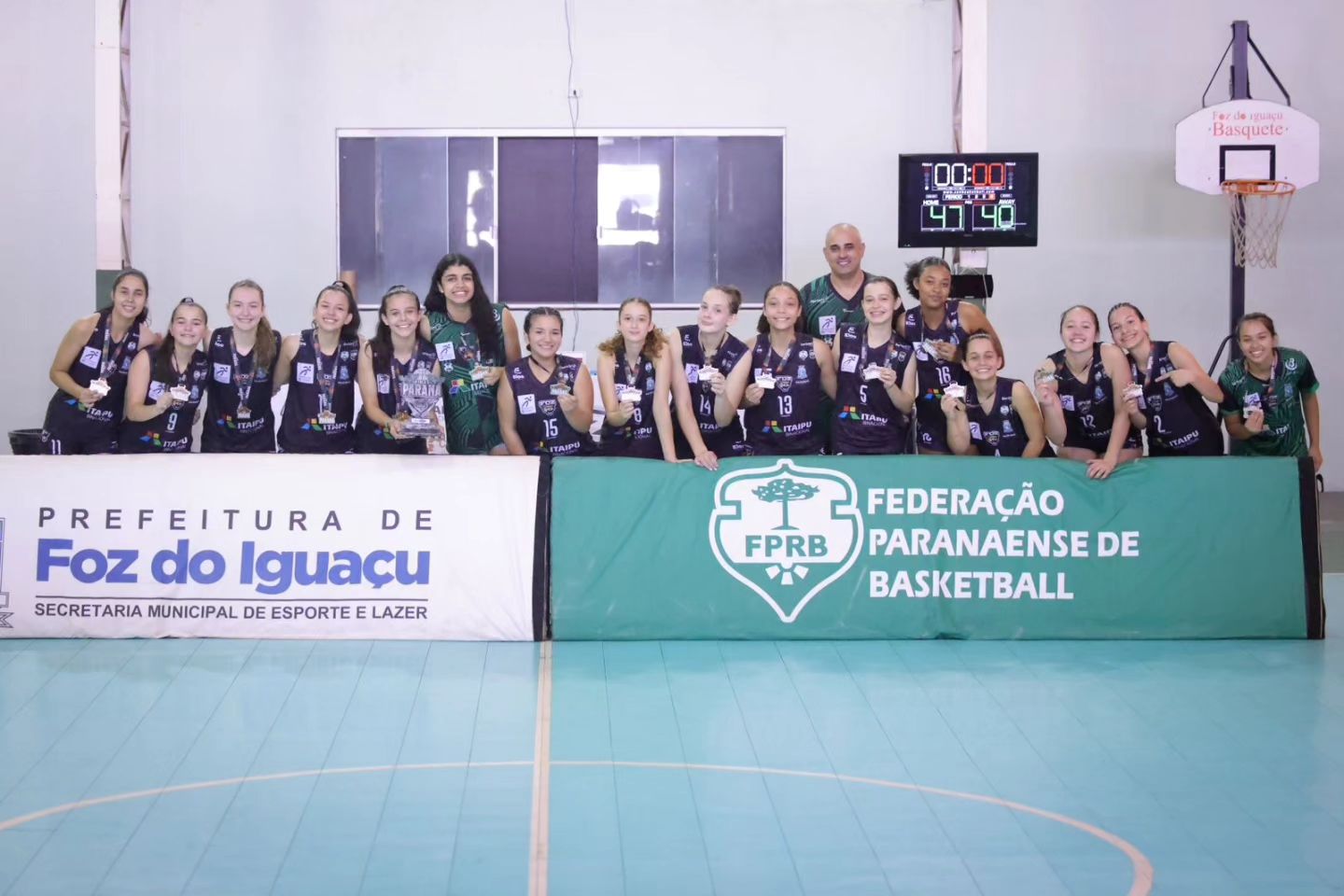 Equipe feminina do Foz Basquete é vice-campeã da Taça Paraná sub-16