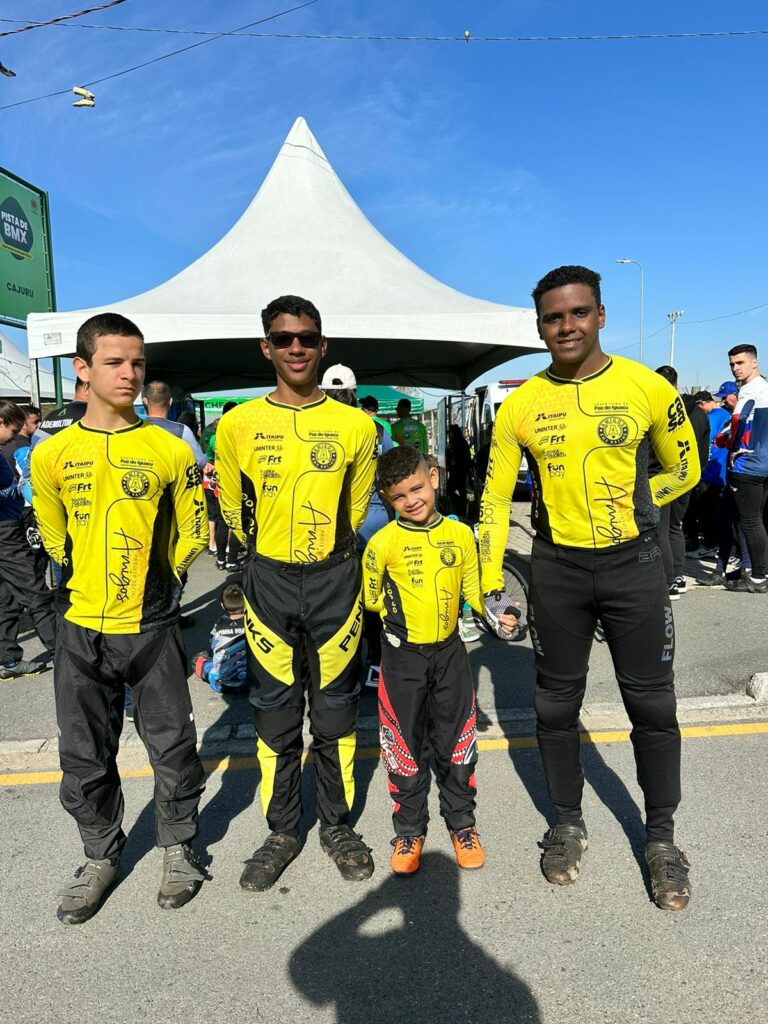 BMX: Atletas de Foz se destacam em competições em Curitiba