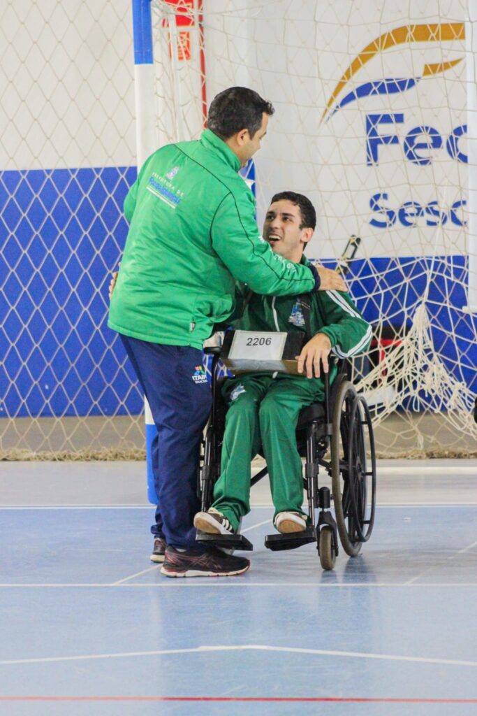 Atletas iguaçuenses são destaques nos Jogos Paradesportivos do Paraná