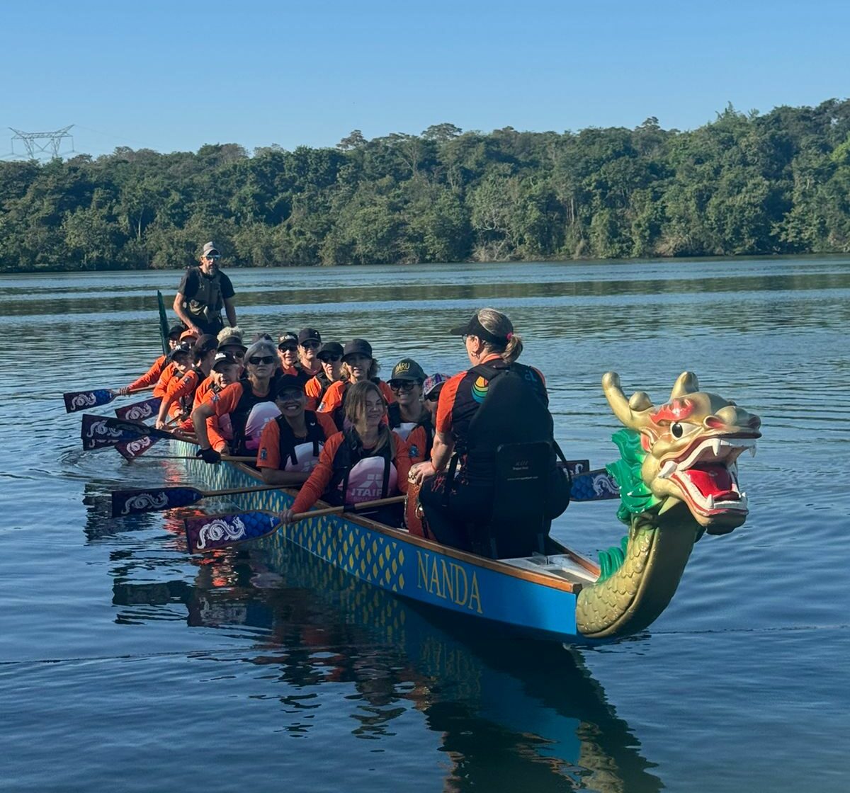 Meninas do Lago IMEL: superação e união por meio do Dragon Boat